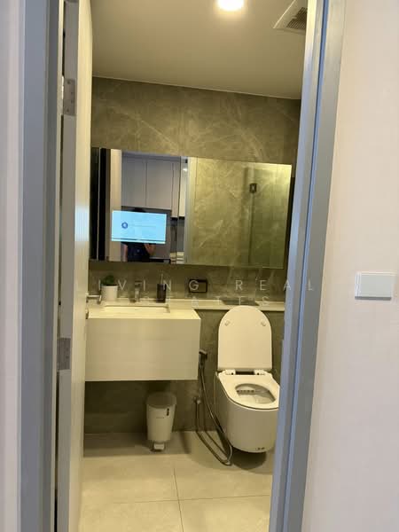 SOHO Bangkok Ratchada, Bangkok, 74 Pracha Rat Bamphen Rd, Huai Khwang, Huai Khwang, Bangkok, Studio, 26 sqm, Condo For Rent, by Living Real Estates, 500283958 - DDproperty.com