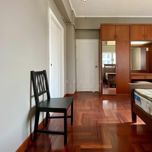 Siam Penthouse 2 Condominium : สยาม เพนท์เฮาส์ 2 คอนโดมิเนียม, กรุงเทพ, 72 ซอยสาทร 1 ถนนสาทร, ทุ่งมหาเมฆ, สาทร, กรุงเทพ, 170 ตร.ม., คอนโด ให้เช่า, โดย Thananith Ittitulyapong, 500283984 - DDproperty.com
