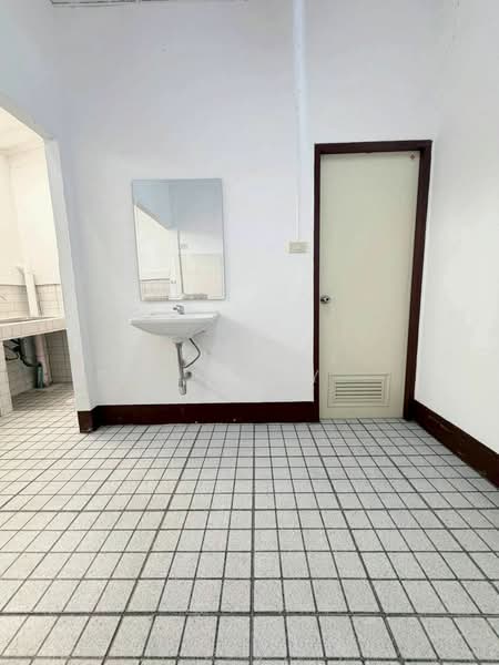 Townhouse for sale in Prathanporn Village, Kao Kilo, Sriracha., Chon Buri (Pattaya), Surasak, Si Racha, Chon Buri (Pattaya), 2 Bedrooms, 80 sqm, Townhouse For Sale, by A House Property Co.,Ltd., 500283986 - DDproperty.com