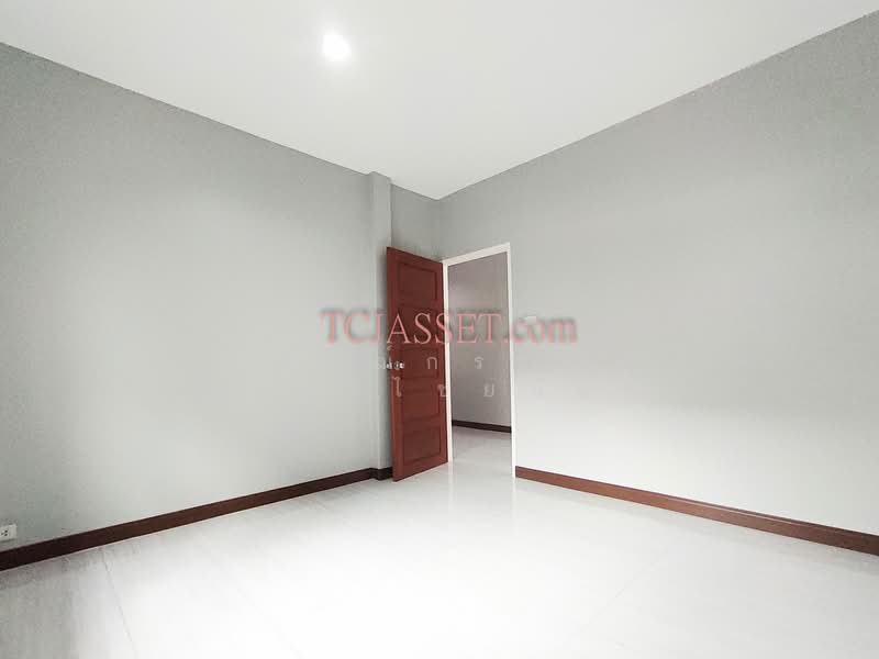 Udomsuk soi43 near BTS and MRT, Bangkok, อุดมสุข, Bang Chak, Phra Khanong, Bangkok, 2 Bedrooms, 130 sqm, Single Detached House For Sale, by จิณณ์กระวี เตชะไชยนันท์, 500284016 - DDproperty.com