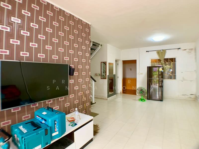 Baan Pruksa 60 Rangsit – Bangpoon, Pathum Thani, Rangsit-Pathum Thani Road, Bang Phun, Muang Pathum Thani, Pathum Thani, 3 Bedrooms, 92 sqm, Townhouse For Sale, by PRADUBPORN SANGKAPHONG, 500284030 - DDproperty.com
