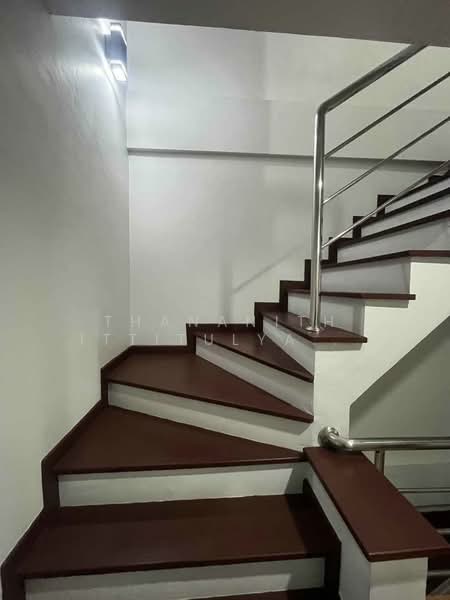 ทาวน์เฮ้าส์ 2-ห้องนอน, กรุงเทพ, ท่าแร้ง, บางเขน, กรุงเทพ, 200 ตร.ม., ทาวน์เฮ้าส์ ขาย, โดย Thananith Ittitulyapong, 500284034 - DDproperty.com