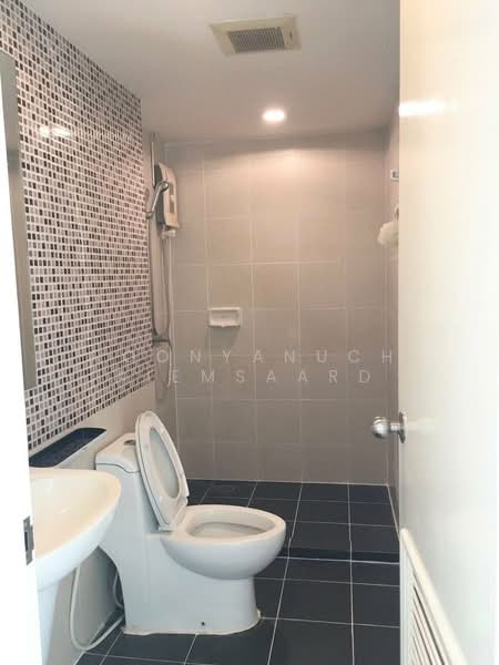 Wish @ Siam, Bangkok, 688 Soi Phaya Nak Phetchaburi Road, Thanon Phetchaburi, Ratchathewi, Bangkok, 1 Bedroom, 42 sqm, Condo For Rent, by Poonyanuch Aiemsaard, 500284038 - DDproperty.com