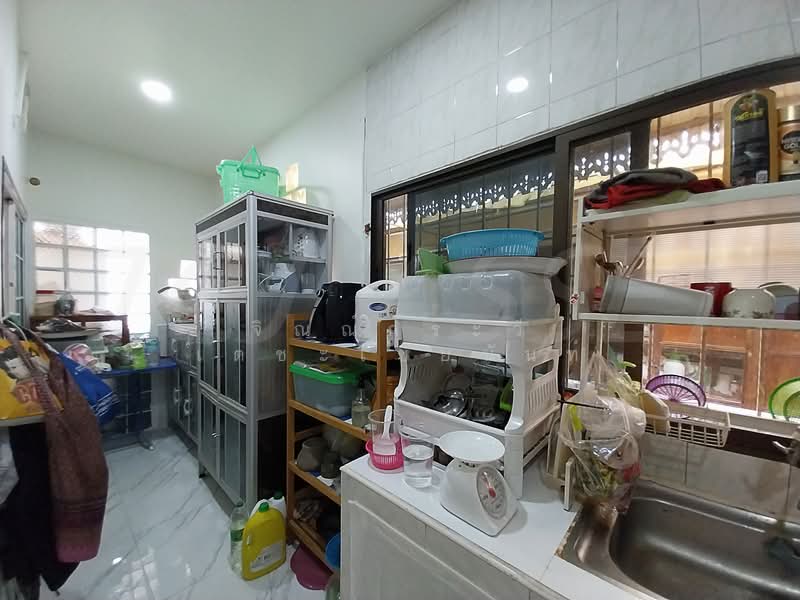 Rattana Thanee Village , Bangna-Trad soi53 near MEGA Bangna, Samut Prakan, บางนา-ตราด, Bang Kaeo, Bang Plee, Samut Prakan, 3 Bedrooms, 200 sqm, Single Detached House For Sale, by จิณณ์กระวี เตชะไชยนันท์, 500284051 - DDproperty.com