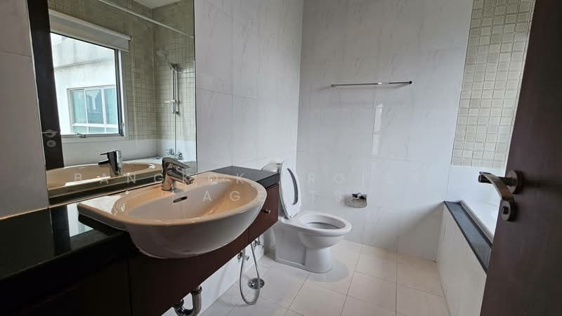 Royal Residence Park, Bangkok, 99 Royal Resident Park Lumphini, Lumphini, Pathum Wan, Bangkok, 3 Bedrooms, 230 sqm, Condo For Rent, by BANGKOK PROPERTY AGENTS, 500284058 - DDproperty.com