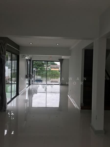 บ้าน 2-ห้องนอน, กรุงเทพ, นวลจันทร์, บึงกุ่ม, กรุงเทพ, 244 ตร.ม., บ้านเดี่ยว ขาย, โดย Napatsawan Tamjorhor, 500284078 - DDproperty.com