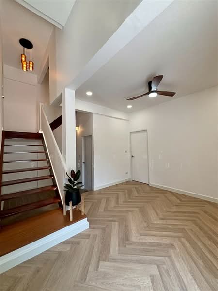 ชวนชื่น​ ประชาชื่น30 ( Chuan Chuen Pracha Chuen 30 ), Bangkok, ถนนประชาชื่น, Wong Sawang, Bang Sue, Bangkok, 4 Bedrooms, 160 sqm, Townhouse For Sale, by คุณ พรทิพย์ จันทร์หา (ปุ๋ย), 500284115 - DDproperty.com