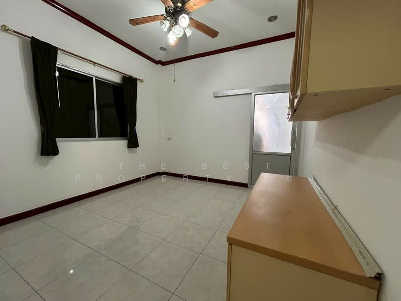 หมู่บ้านโชคชัย วิลเลจ5 (Chokchai Village5), Chon Buri (Pattaya), Nong Pru, Bang Lamung (Pattaya), Chon Buri (Pattaya), 3 Bedrooms, 120 sqm, Single Detached House For Sale, by The Best Property แอน, 500284223 - DDproperty.com