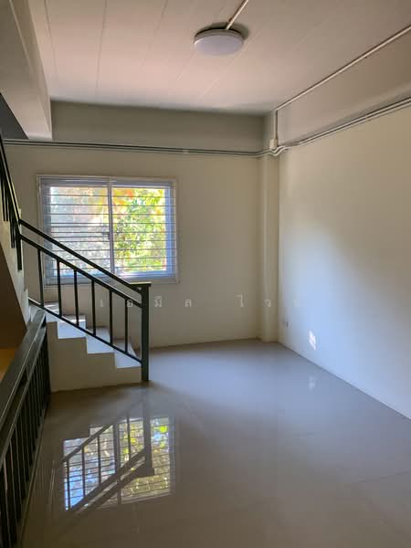 920211013-70, Chiang Mai, Nong Chom, San Sai, Chiang Mai, 3 Bedrooms, 258 sqm, Townhouse For Sale, by Emil Weiss, 500284235 - DDproperty.com