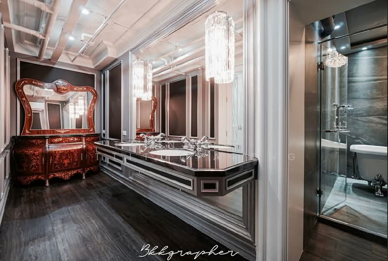 The Emporio Place, Bangkok, 93 Soi Sukhumvit 24, Sukhumvit Road, Khong Tan, Khlong Toei, Bangkok, 3 Bedrooms, 169 sqm, Condo For Sale, by Thananith Ittitulyapong, 500284238 - DDproperty.com