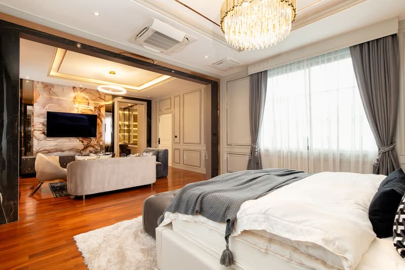 The Grand Pinklao, Bangkok, 594 Borommaratchachonnani Road, Sala Thammasop, Thawi Watthana, Bangkok, 4 Bedrooms, 671 sqm, Single Detached House For Sale, by ณัฐคม เกิดอนันต์, 500284266 - ห้องนอนมาสเตอร์ The Grand ปิ่นเกล้า - DDproperty.com