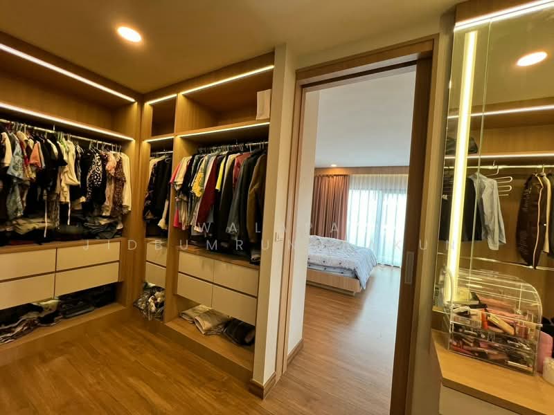 CENTRO Thawiwatthana, Bangkok, Soi Thawiwatthana 1, Thawiwatthana Road, Nong Kang Plu, Nong Khaem, Bangkok, 5 Bedrooms, 380 sqm, Single Detached House For Sale, by Walapa Jidbumrungsakun, 500284345 - DDproperty.com
