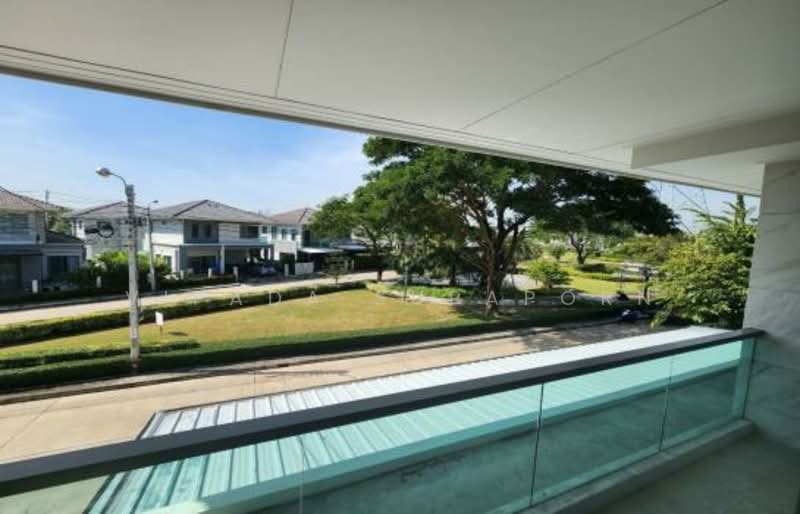 3-BR House, Bangkok, Hua Mak, Bang Kapi, Bangkok, 3 Bedrooms, 263 sqm, Single Detached House For Sale, by Vipada Supaporn, 500284371 - DDproperty.com