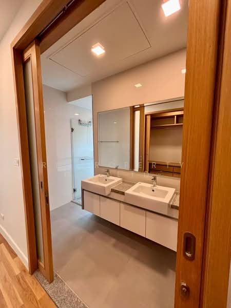 Millennium Residence : มิลเลนเนียม เรสซิเดนซ์, กรุงเทพ, ซอยสุขุมวิท 20 ถนนสุขุมวิท แขวงคลองเตยเหนือ เขตวัฒนา กรุงเทพมหานคร, คลองเตย, กรุงเทพ, 193 ตร.ม., คอนโด ให้เช่า, โดย RE PROPERTY CO.,LTD., 500284383 - DDproperty.com