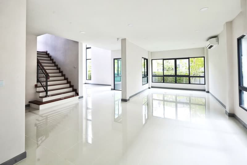 The City Pinklao-Borom 2, Bangkok, Phutthamonthon Sai 1, Bang Ra Mat, Taling Chan, Bangkok, 4 Bedrooms, 388 sqm, Single Detached House For Sale, by ณัฐคม เกิดอนันต์, 500284432 - โถงชั้น 1 The City ปิ่นเกล้า-บรมฯ2 - DDproperty.com