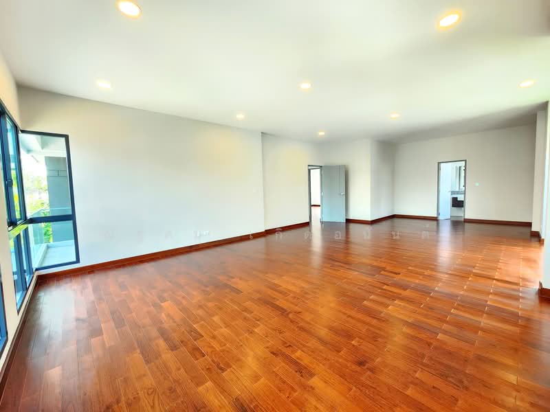 The City Pinklao-Borom 2, Bangkok, Phutthamonthon Sai 1, Bang Ra Mat, Taling Chan, Bangkok, 4 Bedrooms, 388 sqm, Single Detached House For Sale, by ณัฐคม เกิดอนันต์, 500284432 - ห้องนอนมาสเตอร์ The City ปิ่นเกล้า-บรมฯ2 - DDproperty.com