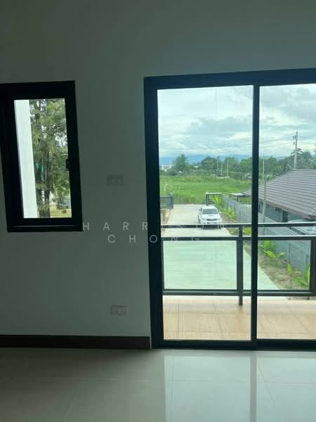 For Sale - 4-BR House, Chon Buri (Pattaya)