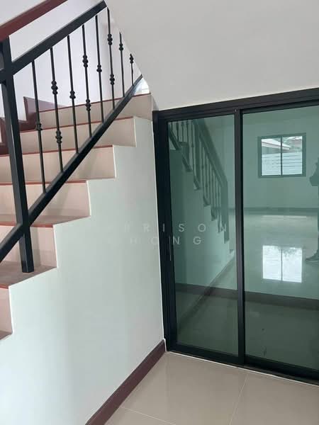 For Sale - 4-BR House, Chon Buri (Pattaya)