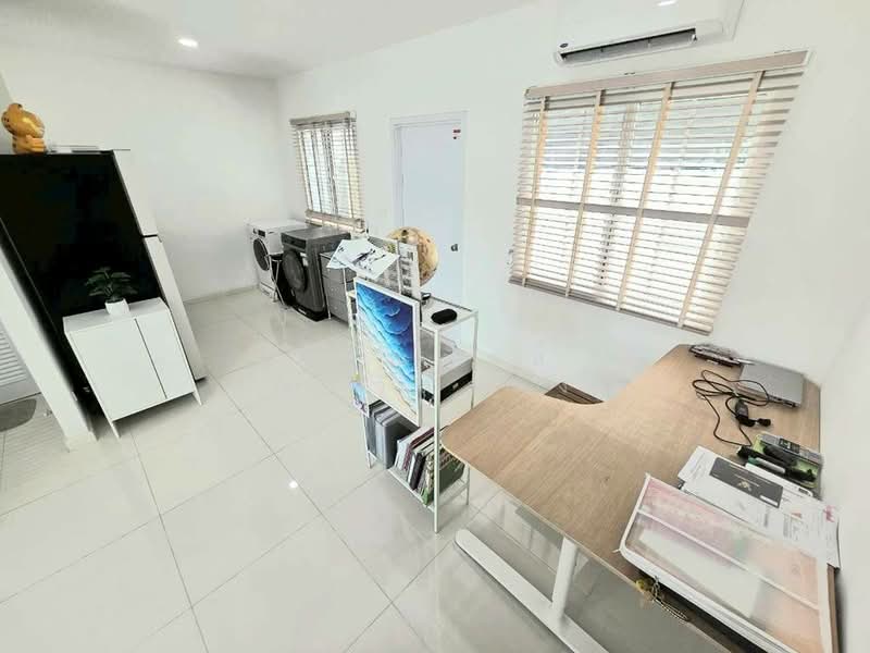 ขาย ทาวน์เฮ้าส์ 2 ชั้น หมู่บ้าน เสนา วีว่า วงแหวน-บางบัวทอง, นนทบุรี, ละหาร, บางบัวทอง, นนทบุรี, 90 ตร.ม., ทาวน์เฮ้าส์ ขาย, โดย กรณวัสส์ กัณฑวัสส์วงส์, 500284449 - DDproperty.com