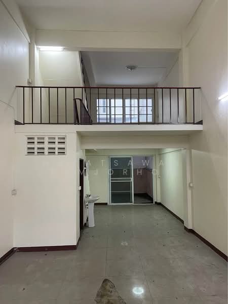 4-BR Townhouse, Bangkok, Lat Phrao, Lat Phrao, Bangkok, 4 Bedrooms, 382 sqm, Townhouse For Sale, by Napatsawan Tamjorhor, 500284457 - DDproperty.com