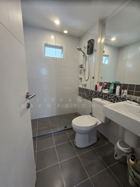 Kanasiri Rama 2 Wongwean, Samut Sakhon, Pantai Norasingh Rama 2, Phanthai Norasing, Muang Samut Sakhon, Samut Sakhon, 3 Bedrooms, 113 sqm, Single Detached House For Sale, by Tippawan Kaewpetcharaporn, 500284531 - DDproperty.com