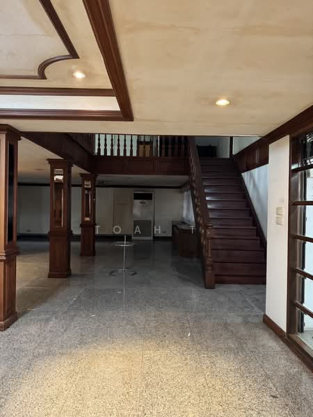 ให้เช่า - อาคารให้เช่า พร้อมพงษ์ สุขุมวิท : Building for rent, Phrom Phong, Sukhumvit., กรุงเทพ