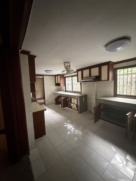ให้เช่า - อาคารให้เช่า พร้อมพงษ์ สุขุมวิท : Building for rent, Phrom Phong, Sukhumvit., กรุงเทพ