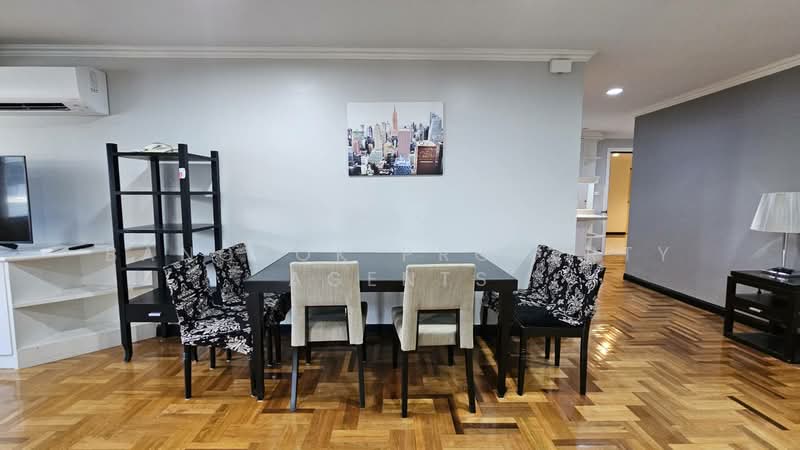 Baan Suanpetch, Bangkok, 18 Soi Sukhumvit 39, Khlong Tan Nua, Watthana, Bangkok, 2 Bedrooms, 133 sqm, Condo For Rent, by BANGKOK PROPERTY AGENTS, 500284627 - DDproperty.com
