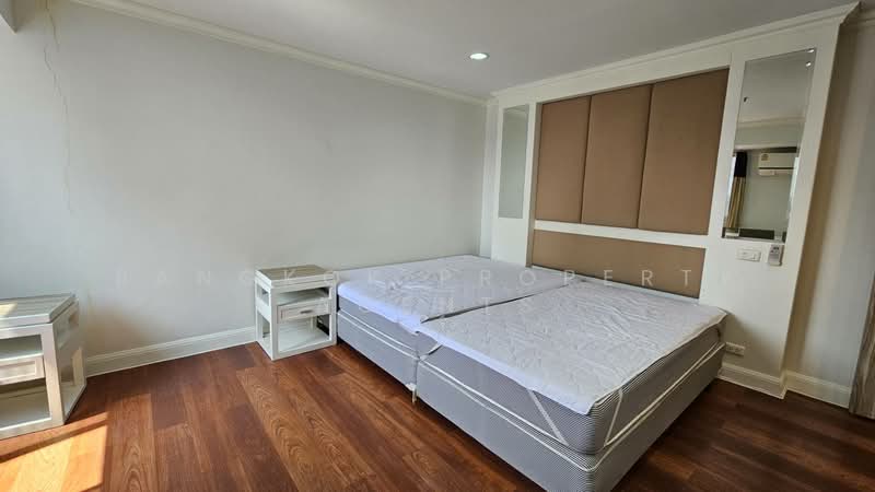 Baan Suanpetch, Bangkok, 18 Soi Sukhumvit 39, Khlong Tan Nua, Watthana, Bangkok, 2 Bedrooms, 134 sqm, Condo For Rent, by BANGKOK PROPERTY AGENTS, 500284645 - DDproperty.com