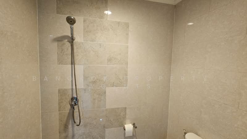 Baan Suanpetch, Bangkok, 18 Soi Sukhumvit 39, Khlong Tan Nua, Watthana, Bangkok, 2 Bedrooms, 134 sqm, Condo For Rent, by BANGKOK PROPERTY AGENTS, 500284645 - DDproperty.com
