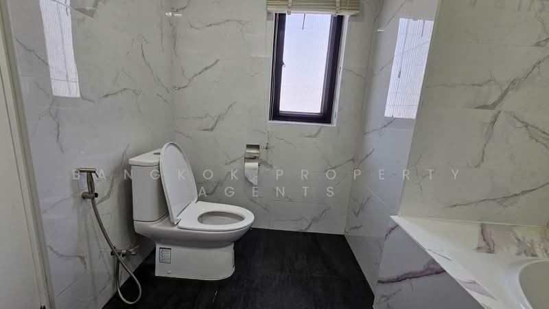 Baan Suanpetch, Bangkok, 18 Soi Sukhumvit 39, Khlong Tan Nua, Watthana, Bangkok, 2 Bedrooms, 133 sqm, Condo For Rent, by BANGKOK PROPERTY AGENTS, 500284666 - DDproperty.com