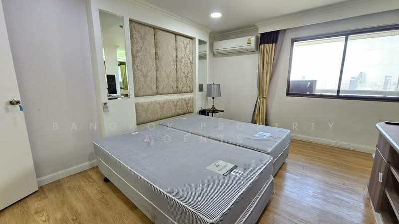 Baan Suanpetch, Bangkok, 18 Soi Sukhumvit 39, Khlong Tan Nua, Watthana, Bangkok, 2 Bedrooms, 133 sqm, Condo For Rent, by BANGKOK PROPERTY AGENTS, 500284666 - DDproperty.com