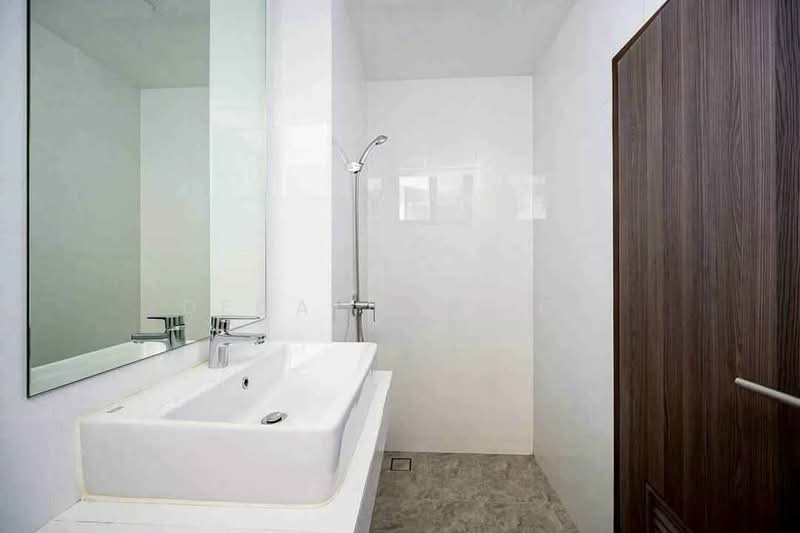 Polaris Residence, Bangkok, 88 Sukhumvit 30 Alley, Khong Tan, Khlong Toei, Bangkok, 4 Bedrooms, 350 sqm, Apartment For Rent, by Decalf Simon, 500284684 - DDproperty.com