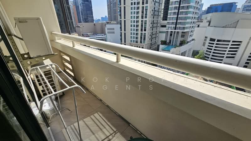 Baan Suanpetch, Bangkok, 18 Soi Sukhumvit 39, Khlong Tan Nua, Watthana, Bangkok, 2 Bedrooms, 135 sqm, Condo For Rent, by BANGKOK PROPERTY AGENTS, 500284692 - DDproperty.com