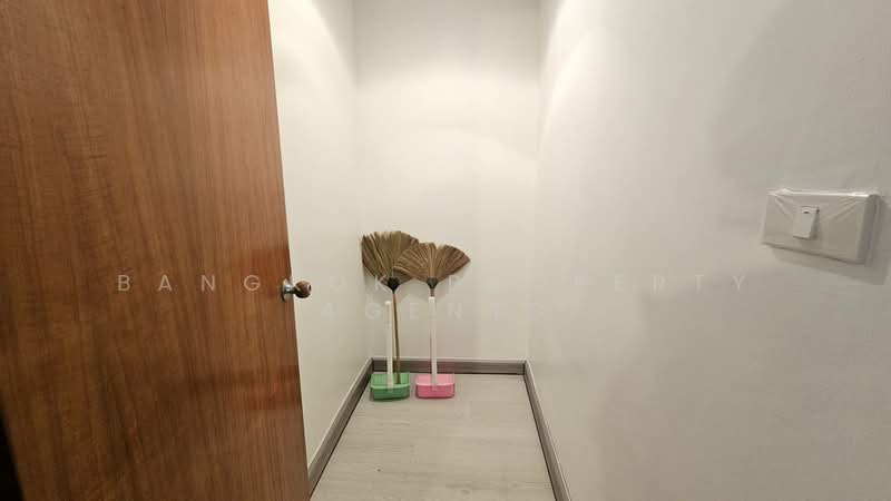 Baan Suanpetch, Bangkok, 18 Soi Sukhumvit 39, Khlong Tan Nua, Watthana, Bangkok, 3 Bedrooms, 135 sqm, Condo For Rent, by BANGKOK PROPERTY AGENTS, 500284717 - DDproperty.com