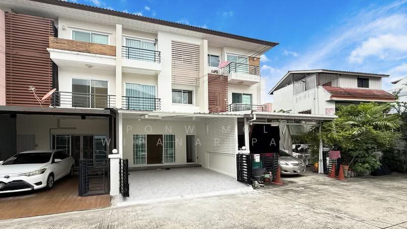 หมู่บ้านมายเพลส สุขุมวิท-พัฒนาการ (อ่อนนุช 17), Bangkok, อ่อนนุช 17, Suan Luang, Suan Luang, Bangkok, 4 Bedrooms, 158 sqm, Townhouse For Sale, by Ponwimol Wipanarapai, 500284733 - DDproperty.com