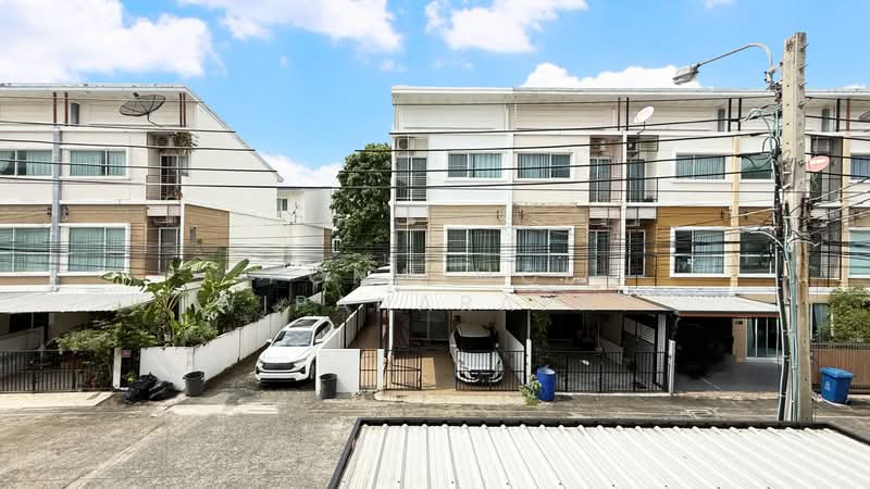 Villette City Pattanakarn 38, Bangkok, Phatthanakan Road, Prawet, Bangkok, 4 Bedrooms, 160 sqm, Townhouse For Rent, by Ponwimol Wipanarapai, 500284738 - DDproperty.com