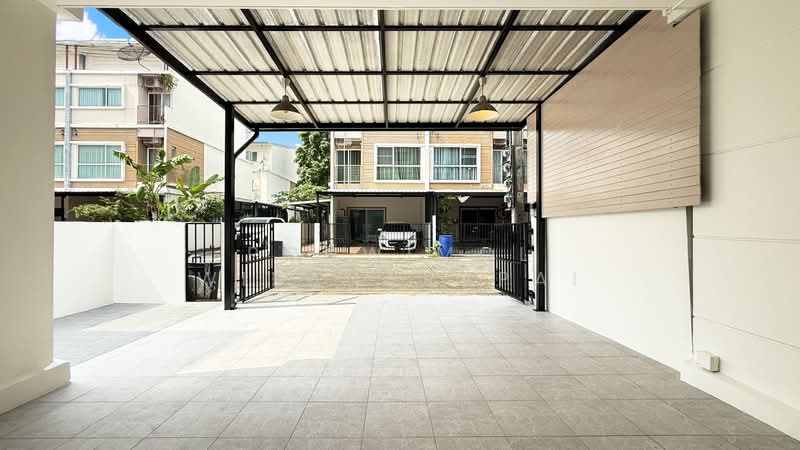 Villette City Pattanakarn 38, Bangkok, Phatthanakan Road, Prawet, Bangkok, 4 Bedrooms, 160 sqm, Townhouse For Rent, by Ponwimol Wipanarapai, 500284738 - DDproperty.com