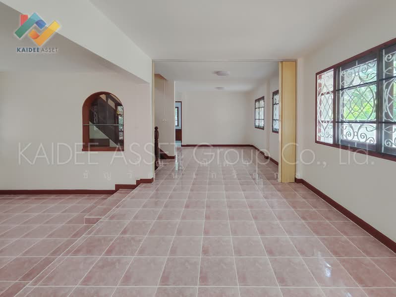 หมู่บ้าน สวนดอกไม้, Bangkok, บรมราชชนนี, Sala Thammasop, Thawi Watthana, Bangkok, 4 Bedrooms, 180 sqm, Single Detached House For Sale, by Kannisa Thanwatthanakrirkul, 500284740 - DDproperty.com
