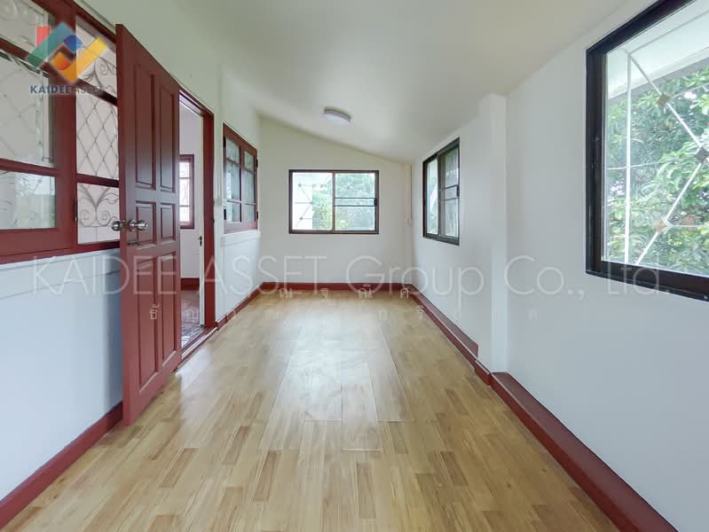 หมู่บ้าน สวนดอกไม้, Bangkok, บรมราชชนนี, Sala Thammasop, Thawi Watthana, Bangkok, 4 Bedrooms, 180 sqm, Single Detached House For Sale, by Kannisa Thanwatthanakrirkul, 500284740 - DDproperty.com