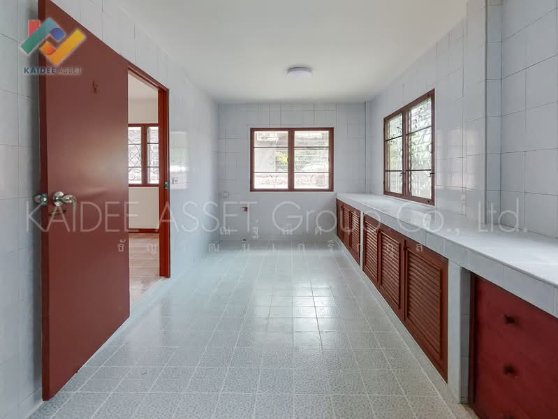 หมู่บ้าน สวนดอกไม้, Bangkok, บรมราชชนนี, Sala Thammasop, Thawi Watthana, Bangkok, 4 Bedrooms, 180 sqm, Single Detached House For Sale, by Kannisa Thanwatthanakrirkul, 500284740 - DDproperty.com