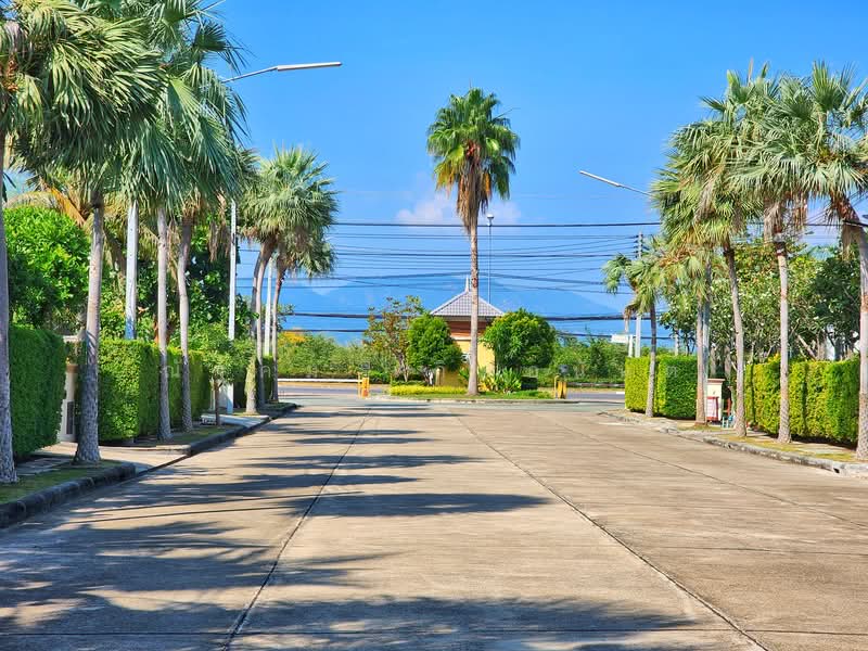 Casa Seaside Cha-Am, Phetchaburi, 819 Phetkasem Road (Bo Khaem), Cha-am, Cha-Am, Phetchaburi, 2 Bedrooms, 102 sqm, Single Detached House For Sale, by ณัฐคม เกิดอนันต์, 500284750 - ทางเข้า Casa Seaside ชะอำ - DDproperty.com