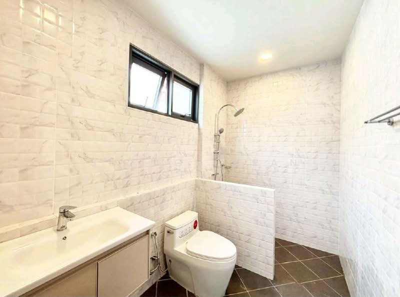 3-BR Villa, Prachuap Khiri Khan, Thap Tai, Hua Hin, Prachuap Khiri Khan, 3 Bedrooms, 200 sqm, Villa For Sale, by Sirisongkran Kasemkun, 500284772 - DDproperty.com