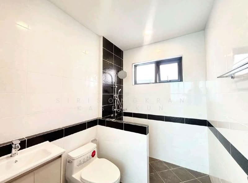3-BR Villa, Prachuap Khiri Khan, Thap Tai, Hua Hin, Prachuap Khiri Khan, 3 Bedrooms, 200 sqm, Villa For Sale, by Sirisongkran Kasemkun, 500284772 - DDproperty.com