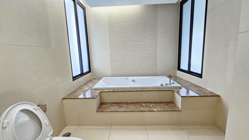 ให้เช่า - Raveevan Suites : รวีวรรณ สวีท, กรุงเทพ