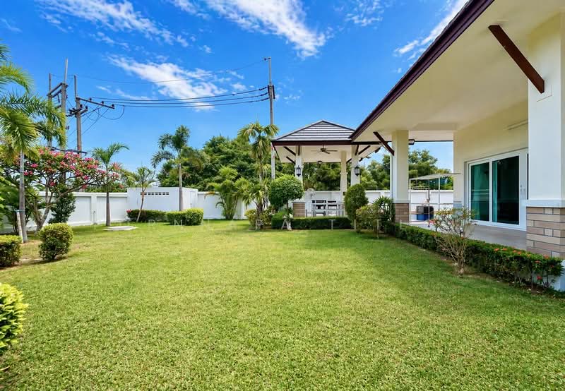 Baan Dusit Pattaya Hill, Chon Buri (Pattaya), Na Chom Thian, Sattahip, Chon Buri (Pattaya), 4 Bedrooms, 280 sqm, Single Detached House For Sale, by Pornnapa Titloi, 500284787 - DDproperty.com