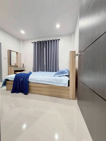 For Sale - Townhouse for sale in Chaophraya Village, Bueng, Sriracha., Chon Buri (Pattaya)
