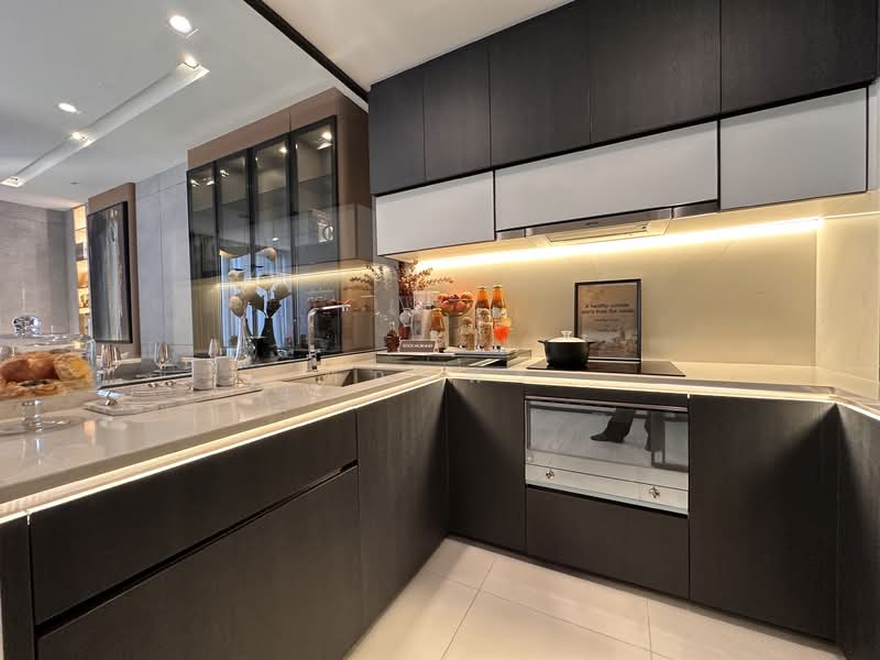 The Room Sukhumvit 38, Bangkok, Soi Sukhumvit 38, Phra Kanong, Khlong Toei, Bangkok, 2 Bedrooms, 79 sqm, Condo For Sale, by ทักษพร, 500284843 - DDproperty.com