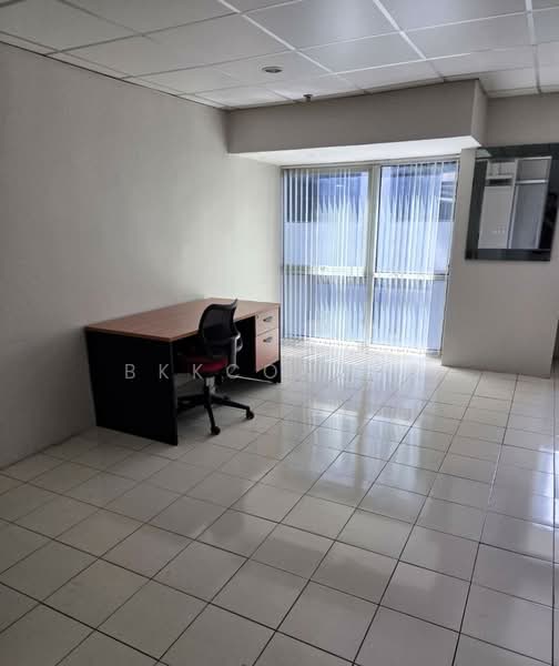 Sukhumvit Suite, Bangkok, Sukhumvit 13, Khlongtoei Nua, Watthana, Bangkok, , 63 sqm, Office Space For Rent, by BKKCONDOS, 500284854 - DDproperty.com
