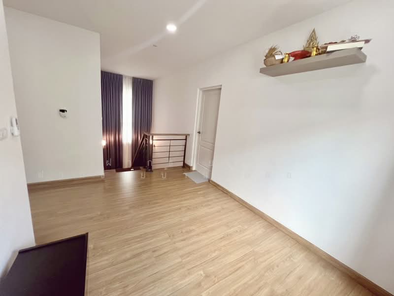 Centro Bangna-Kingkaew, Samut Prakan, Rachathewa, Bang Plee, Samut Prakan, 4 Bedrooms, 225 sqm, Single Detached House For Sale, by ฝากขายบ้าน ฝากขายบ้านมือสอง ฝากขายอสัง Realty HuB, 500284857 - DDproperty.com